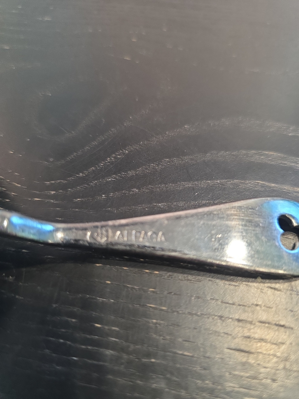 Shell-Shaped Tea Strainer Spoon - Silver - Picture 6 of 9